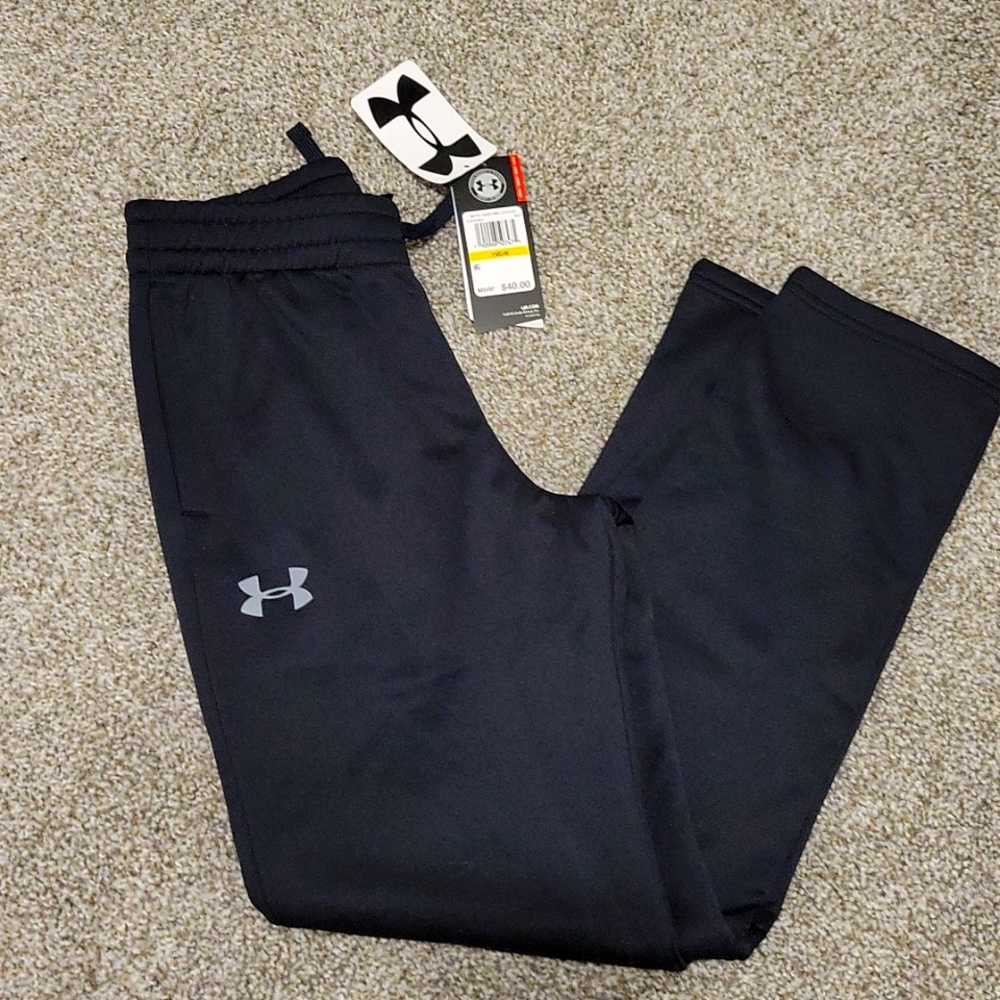 Boys Medium Under Armour Pants